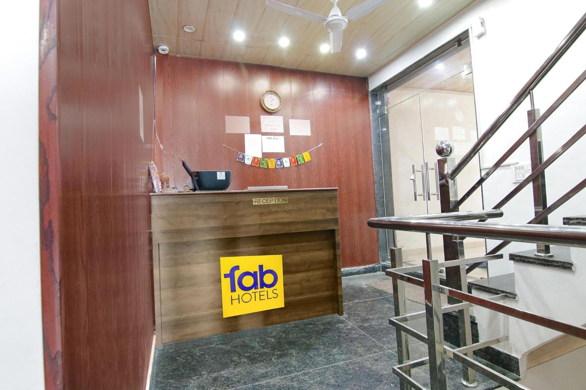 Fabexpress Kalsia Homestay - Nr Radha Krishna Mandir Массури Экстерьер фото